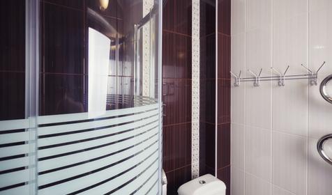 Трехместный