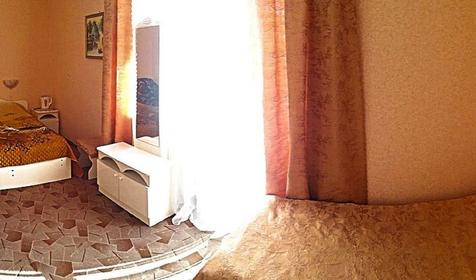 Трехместный с удобствами с балконом