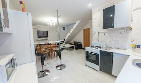 Family Hostel (Фэмили хостел), г. Краснодар