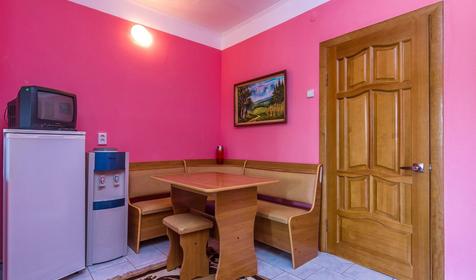 Трехкомнатный номер. Мини-гостиница приазовочка, г. Ейск