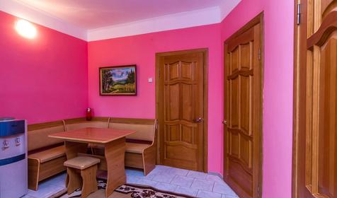 Трехкомнатный номер. Мини-гостиница приазовочка, г. Ейск