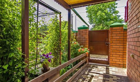 Гостевой дом На Калинина, г. Ейск