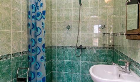 Четырехместный люкс. Частная мини-гостиница на ул. Чапаева 26, г. Ейск