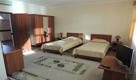 Санаторий Кавказ, Хоста