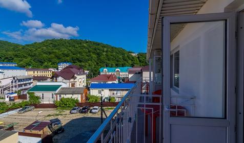 Четырехместный станадрт. Мини-гостиница Парус, Туапсинский район, п. Новомихайловский