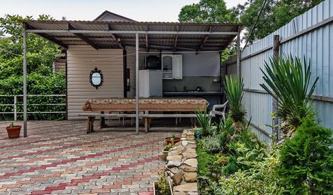 Коттеджный комплекс "У Валерии", Туапсинский район, п. Новомихайловский