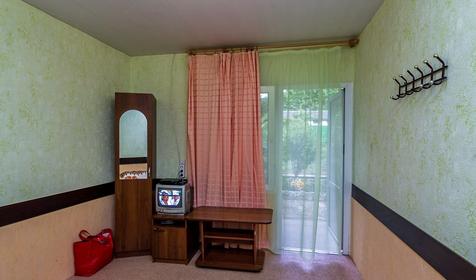 Трехместный номер. Коттеджный комплекс "У Валерии", Туапсинский район, п. Новомихайловский