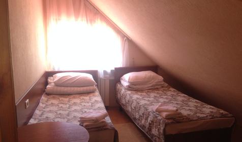 Двухместный Молодежный номер отеля Фламинго, г. Сочи, Адлерский район, Красная Поляна, п. Эсто-Садок