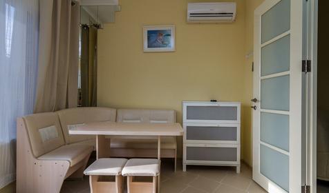 Семейный однокомнатный с кухней. Гостиница Барселона, п. Небуг