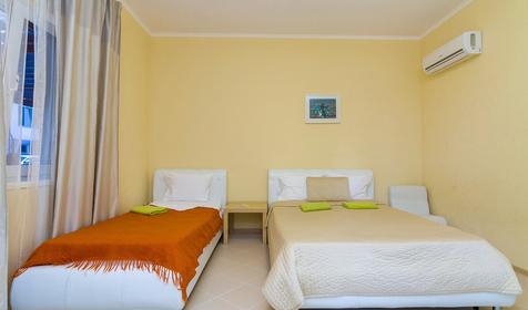 Семейный стандарт. Гостиница Барселона, п. Небуг