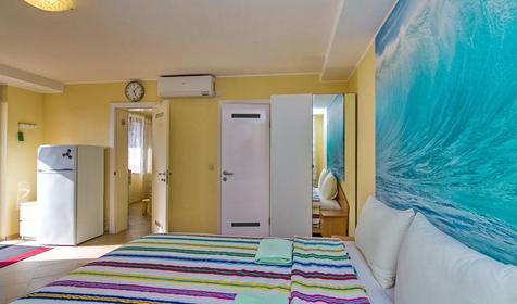 Семейный улучшенный. Гостиница Барселона, п. Небуг