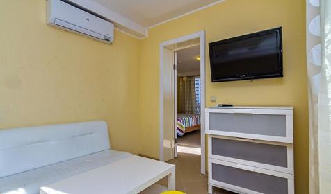 Семейный улучшенный. Гостиница Барселона, п. Небуг