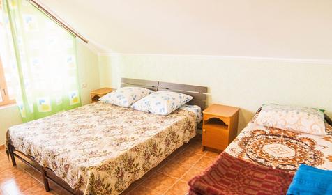 Тихий дворик в Бетте