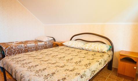 Тихий дворик в Бетте