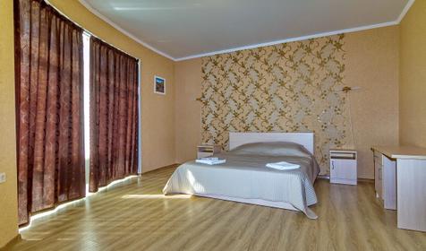 Люкс двухкомнатный. Мини-гостиница Апельсин, Темрюкский р-н, Голубицкая