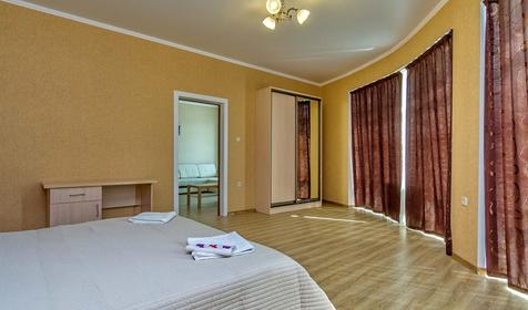 Люкс двухкомнатный. Мини-гостиница Апельсин, Темрюкский р-н, Голубицкая