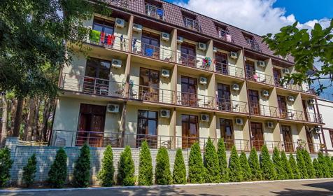 Отель София, г. Геленджик, с. Дивноморское