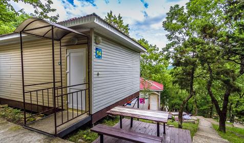 Четырехместный стандарт. База отдыха Инфанта (фейк), бухта Инал