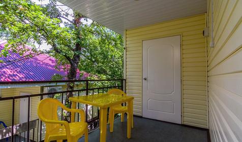 Двухместный стандарт с верандой. База отдыха Инфанта (фейк), бухта Инал