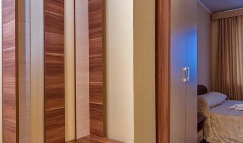 Стандарт с балконом и кондиционером. Гостевой дом Парус, г. Анапа, п. Сукко