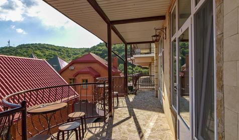 Трехместный стандарт. Гостевой дом Дюрсо 2, г. Новороссийск, п. Дюрсо