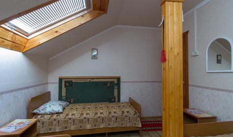 Трехместный эконом. Гостевой дом Изумруд, г. Новороссийск, с. Дюрсо