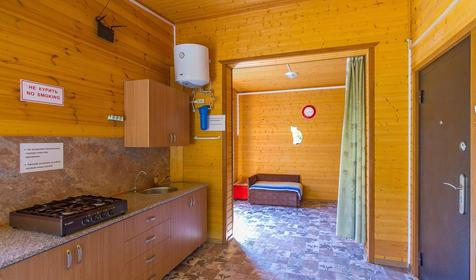 Полулюкс трехместный. Гостевой дом Изумруд, г. Новороссийск, с. Дюрсо