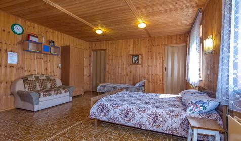 Коттедж №1, гостевой дом Изумруд, г. Новороссийск, с. Дюрсо