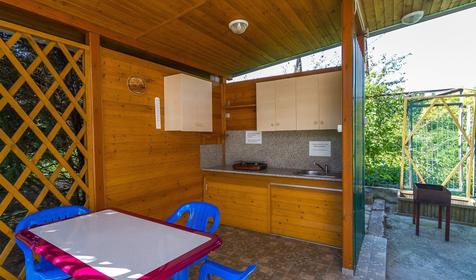 Коттедж №1, гостевой дом Изумруд, г. Новороссийск, с. Дюрсо