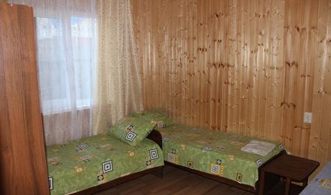 Гостиный дворик на Азовской