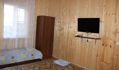 Гостиный дворик на Азовской