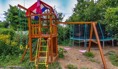 Туристическая база Курочка Ряба, Северский район, ст. Новодмитриевская