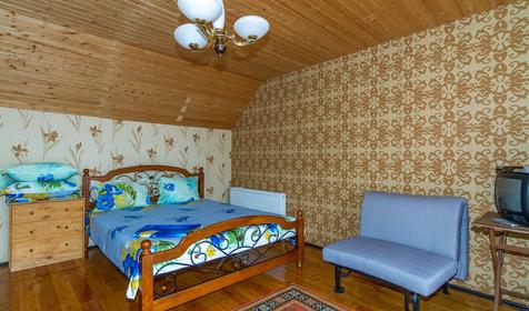 Стандарт двухместный. Туристическая база Курочка Ряба, Северский район, ст. Новодмитриевская