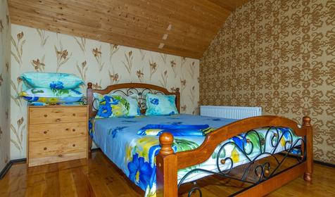 Стандарт двухместный. Туристическая база Курочка Ряба, Северский район, ст. Новодмитриевская