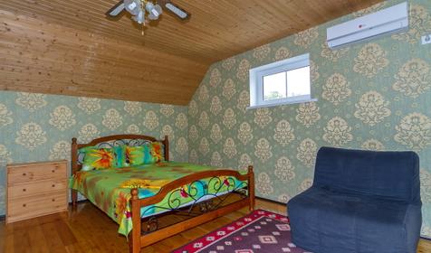 Стандарт двухместный. Туристическая база Курочка Ряба, Северский район, ст. Новодмитриевская