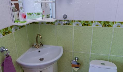 Стандарт двухместный. Туристическая база Курочка Ряба, Северский район, ст. Новодмитриевская