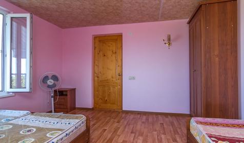 Трехместный эконом. Частный дом Тимур, г. Туапсе