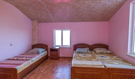 Трехместный эконом. Частный дом Тимур, г. Туапсе