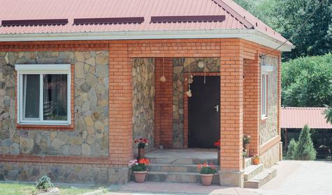 Коттедж. База отдыха Volkov House (Волков хаус), Майкопский р-н, п. Гузерипль
