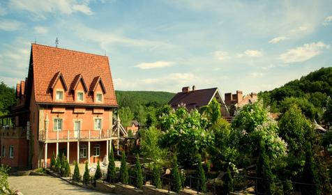 База отдыха "Лесной прованс", г. Горячий ключ, п. Октябрьский