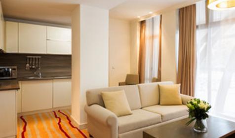 Представительский. Отель Courtyard Marriott Sochi (Кортъярд Марриот Сочи). Сочи, Красная Поляна