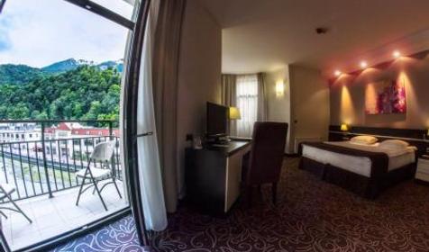 HELIOPARK Freestyle Rosa Khutor : Сочи, Адлерский район, с. Эсто-Садок, наб. Полянка, 4