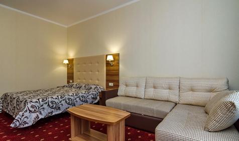 Номер с диваном. Гостиница Кассиопея, г. Геленджик, п. Архипо-Осиповка
