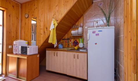 Полулюкс. Гостевой дом Веста, ст-ца Голубицкая