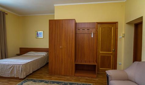 Семейный номер. Мини-отель Дельфин, Темрюкский р-н, ст. Голубицкая