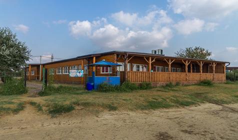 Кафе-бар Сказка. Отель Бриз, Темрюкский район, п. Сенной