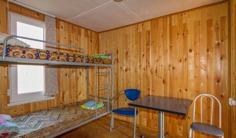 Четырехместный домик с удобствами в корпусе Бриз. Отель Бриз, Темрюкский район, п. Сенной