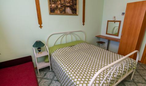 Двухкомнатный номер. Гостевой дом У Любы, г. Анапа, п. Витязево