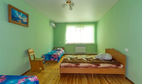 Четырехместный, 2 этаж. Частный дом "На ул. Бондаревой, 74", Темрюкский район, п. Пересыпь