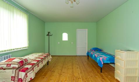 Четырехместный, 2 этаж. Частный дом "На ул. Бондаревой, 74", Темрюкский район, п. Пересыпь